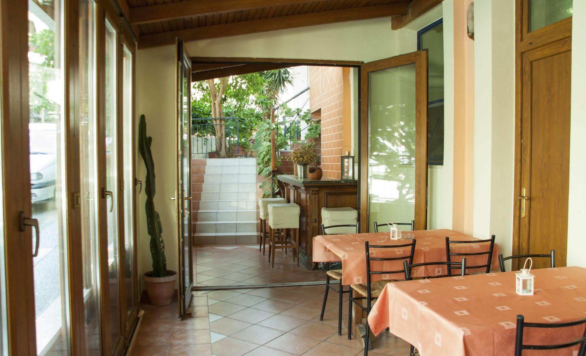 Stavrodromi Hotel Igoumenitsa Zewnętrze zdjęcie